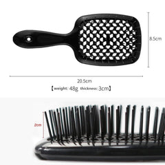 HaiSun Lixera detangling brush black suitable for wet or dry hair.
