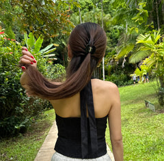 Hana Mia no-slip claw clip for thick hair provides secure, slip-free styling