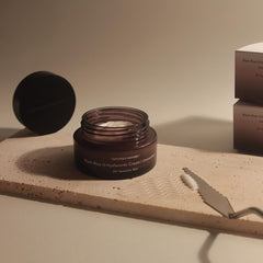 HARUHARU Wonder Black Rice Cream highlights ten-hyaluronic-acid hydration types for lasting moisture.