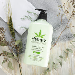 Hempz green-tea-pear-fragrance-closeup highlights fresh, fruity scent and skin nourishment.
