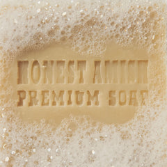 Honest Amish Lavender and Clove Soap Bar USA-made label emphasizes handcrafted quality.