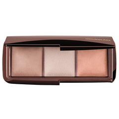Hourglass Ambient Lighting Palette compact demonstrates a soft, even glow.
