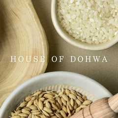 House of Dohwa Rice Bran Powder Wash exfoliating particles visible for a mild scrub.