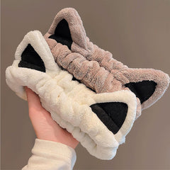 Huachi cute cat headband beige keeps hair away during skincare.