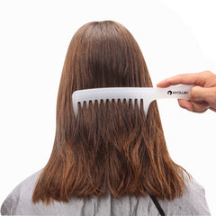 HYOUJIN compact back-pocket size comb for on-the-go detangling.