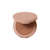 ILIA Sunshift Bronzer Ray compact ready for a silky, warm glow.