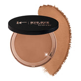 IT Cosmetics Bye Bye Pores Bronzer compact close-up shows pore-diffusing, sun-kissed glow.