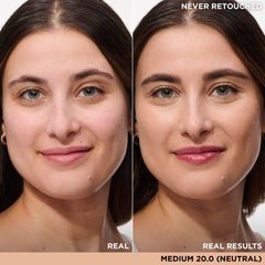 IT Cosmetics Bye Bye Under Eye Concealer travel closeup-application shows creamy texture for blending