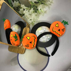 JBin Rich non-slip mouse ears design stays securely in place for celebrations