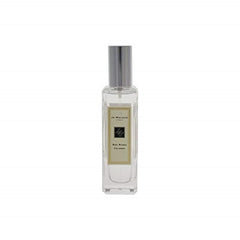 Jo Malone Red Roses rose bouquet reflects seven-rose accord for lush sophistication