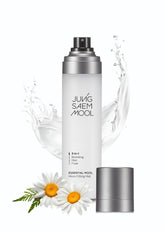 JUNG SAEM MOOL Essential Mool Micro Fitting Face Mist application shot locks in makeup for longer wear.