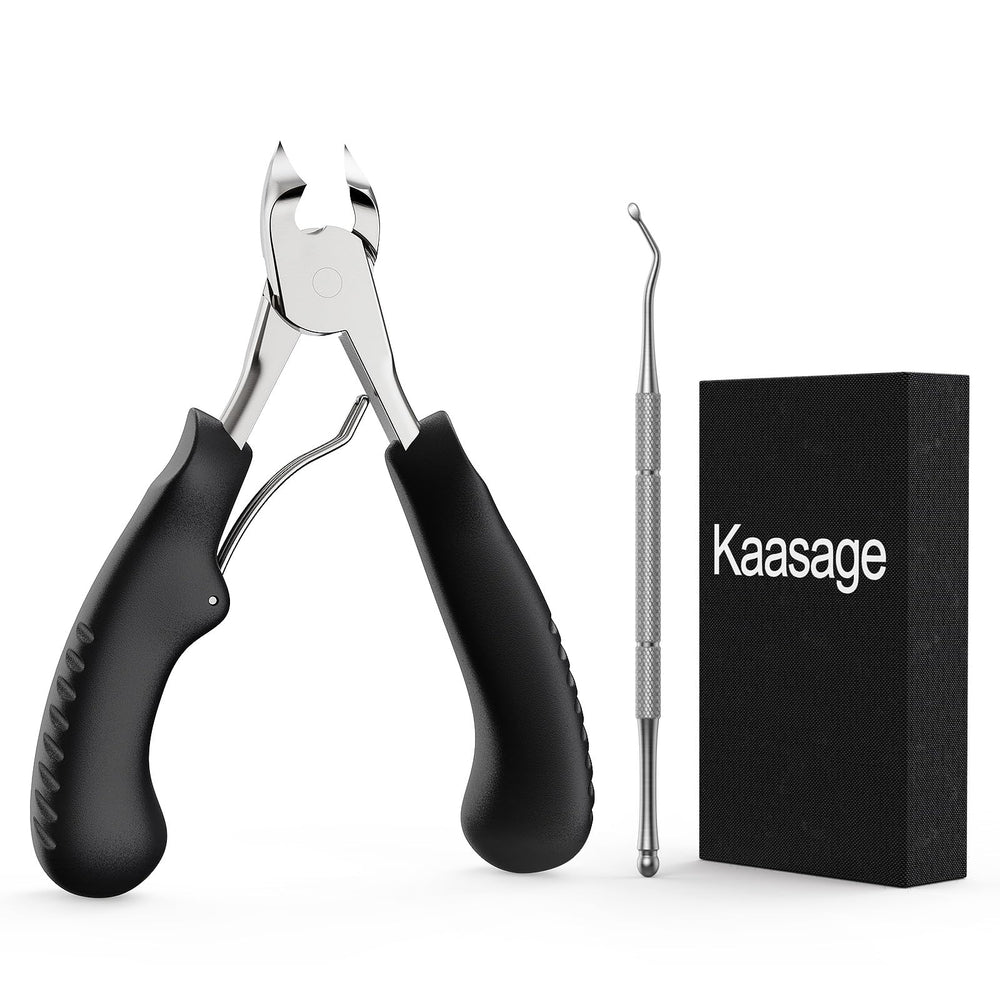Kaasage nail clipper curved blade for precise trimming of thick nails.