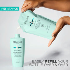 Kérastase Resistance Force Architecte shampoo foamy lather close-up for cleansing.