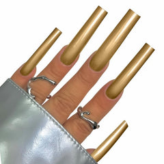 KIARA SKY nail-art detail stroke demonstrates precise control for intricate designs.