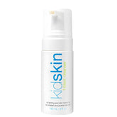 Kidskin T-Blast cleanser foaming pump demonstrates gentle daily cleansing for teens.