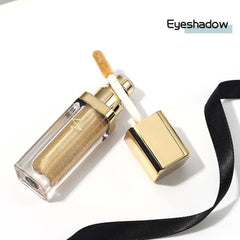 Kilshye glitter liquid eyeshadow brush-application demonstrates smooth blending