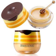Krajiyya propolis moisturizing lip balm swatch reveals hydration and subtle honey aroma.