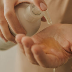 Laboratorios Babe oil soap pump with creamy foam for refreshing cleanse