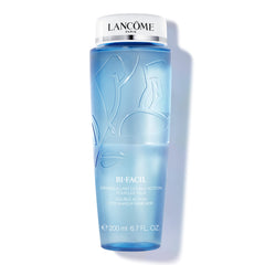 Lancôme Bi-Facil bottle pour demonstrates dual-phase makeup removal.