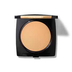 Lancôme Dual Finish powder bottle close-up highlights natural matte look.