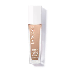 Lancôme Teint Idole Ultra Wear bottle closeup showing glow-ready radiance for all-day wear.