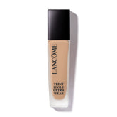 Lancôme Teint Idole Ultra Wear bottle shows matte finish for all-day natural look.
