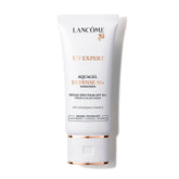 Lancôme UV Expert Defense SPF50 primer bottle shows weightless hydration and protection