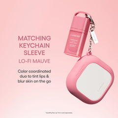 LANEIGE Neo Blurring Powder semi-matte finish without caking on skin.