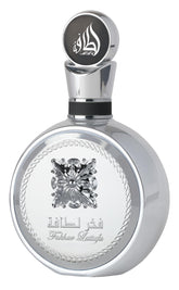 Lattafa Pride Fakhar Platin bottle front view, premium packaging for daily wear.