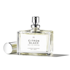Le Monde Gourmand Citron Glacé jasmine bloom hints at floral nuance.