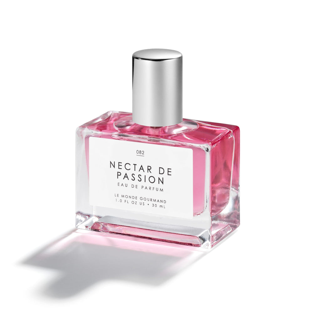 Le Monde Gourmand Nectar de Passion perfume bottle, elegant centerpiece for confident evenings.