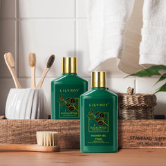 LILY ROY bath salt with dry flower bundle for a soothing tub ritual