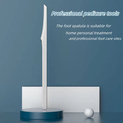 LOPURO lightweight-foot-care-tools facilitates comfortable handling during routine pedicures.