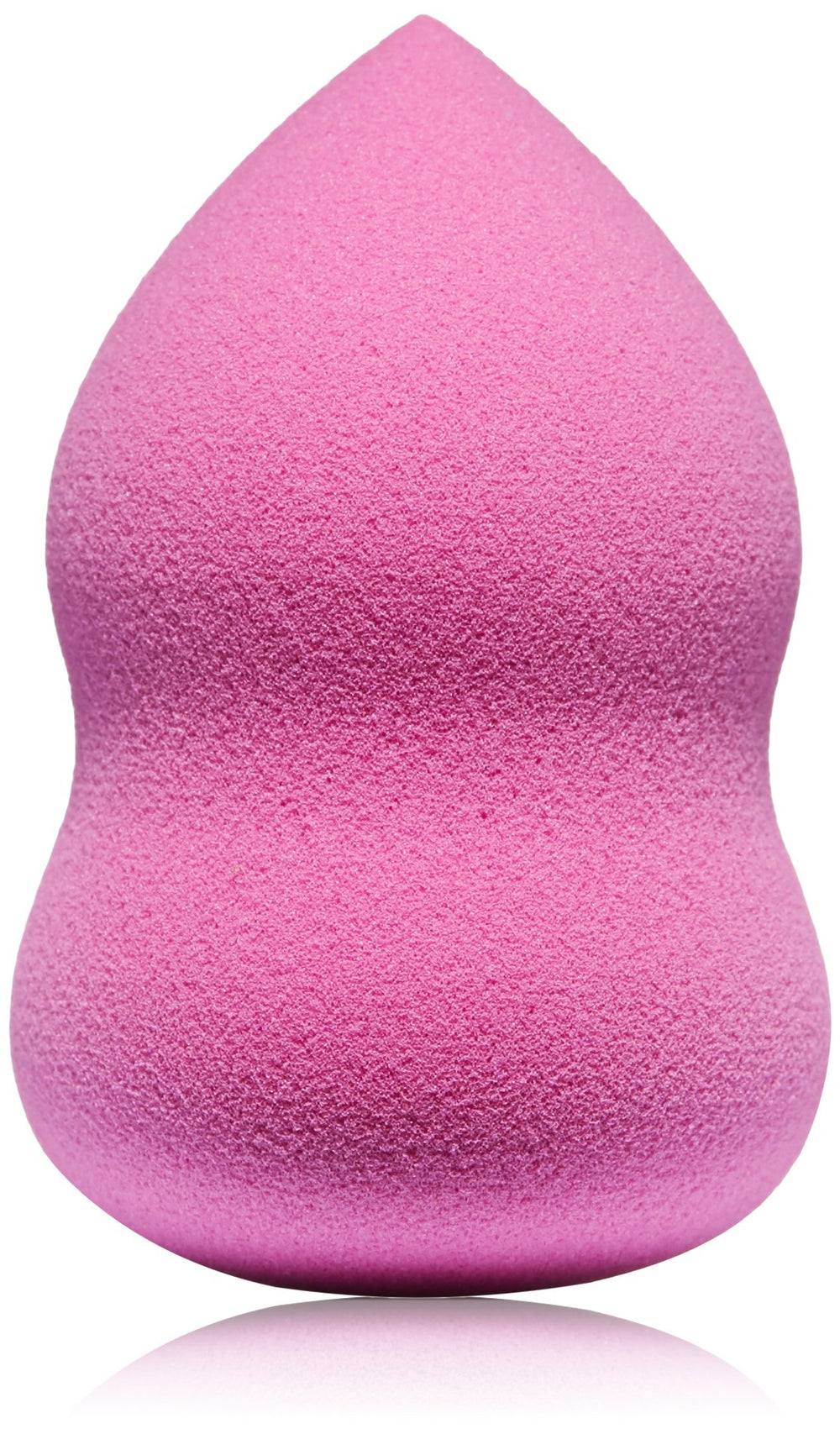 L’Oréal Paris Infallible Blend Artist sponge closeup shows smooth blending.