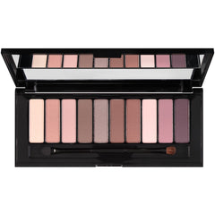 L’Oréal Paris La Palette Nude dual-tip brush enables precise application and blending.