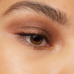 L'Oréal Paris Le Shadow Stick shimmer champagne on eyelid for radiant glow