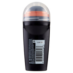 L’Oréal Paris Men Expert Carbon Protect close-up texture showing gentle formula