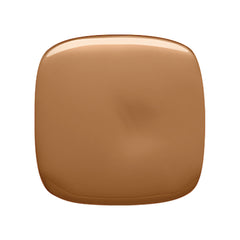 L’Oréal Paris True Match application on fingertips for effortless blending