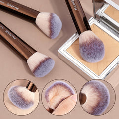 MAANGE coffee double-ended face brush 1 close-up demonstrates seamless foundation blending.