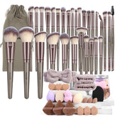 MAANGE makeup brushes 51-piece kit with Champagne bag for versatile daily makeup.