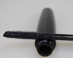 MAC Mascara Extreme Dimension 3D Black Lash brush design promotes volumized lashes