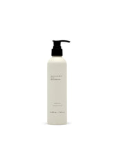 Maison Louis Marie No.04 Bois de Balincourt bottle pump ready for everyday fragrance and hydration.