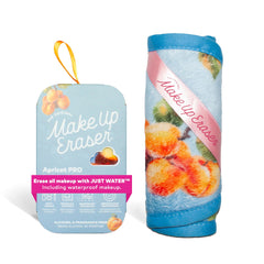 MakeUp Eraser fibers close-up show cloud-soft texture for gentle makeup removal.