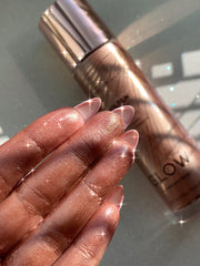 Makeup Revolution Molten Body Glow Rose Gold shoulders shimmer for luminous skin