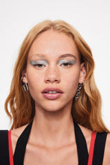 Maybelline Brow Tattoo set time of 20 minutes for light results