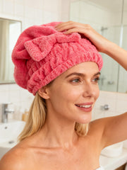 MAYOUTH microfiber cap protects pillowcases and reduces moisture transfer to skin.