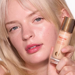 MCoBeauty Flawless Glow applied under foundation as radiant primer