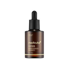 Medicube AGE-R Glutathione Glow Serum bottle showcases glow-ready radiance for daily brightening.