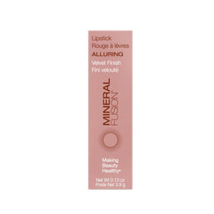 Mineral Fusion Lipstick Alluring application demonstrates smooth, long-lasting wear with conditioning botanicals.