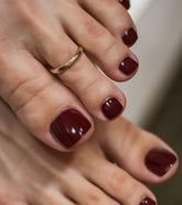 Morily Burgundy press-on toenails front view for a salon-like pedicure at home